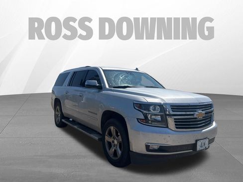 Used 2016 Chevrolet Suburban LTZ image 3