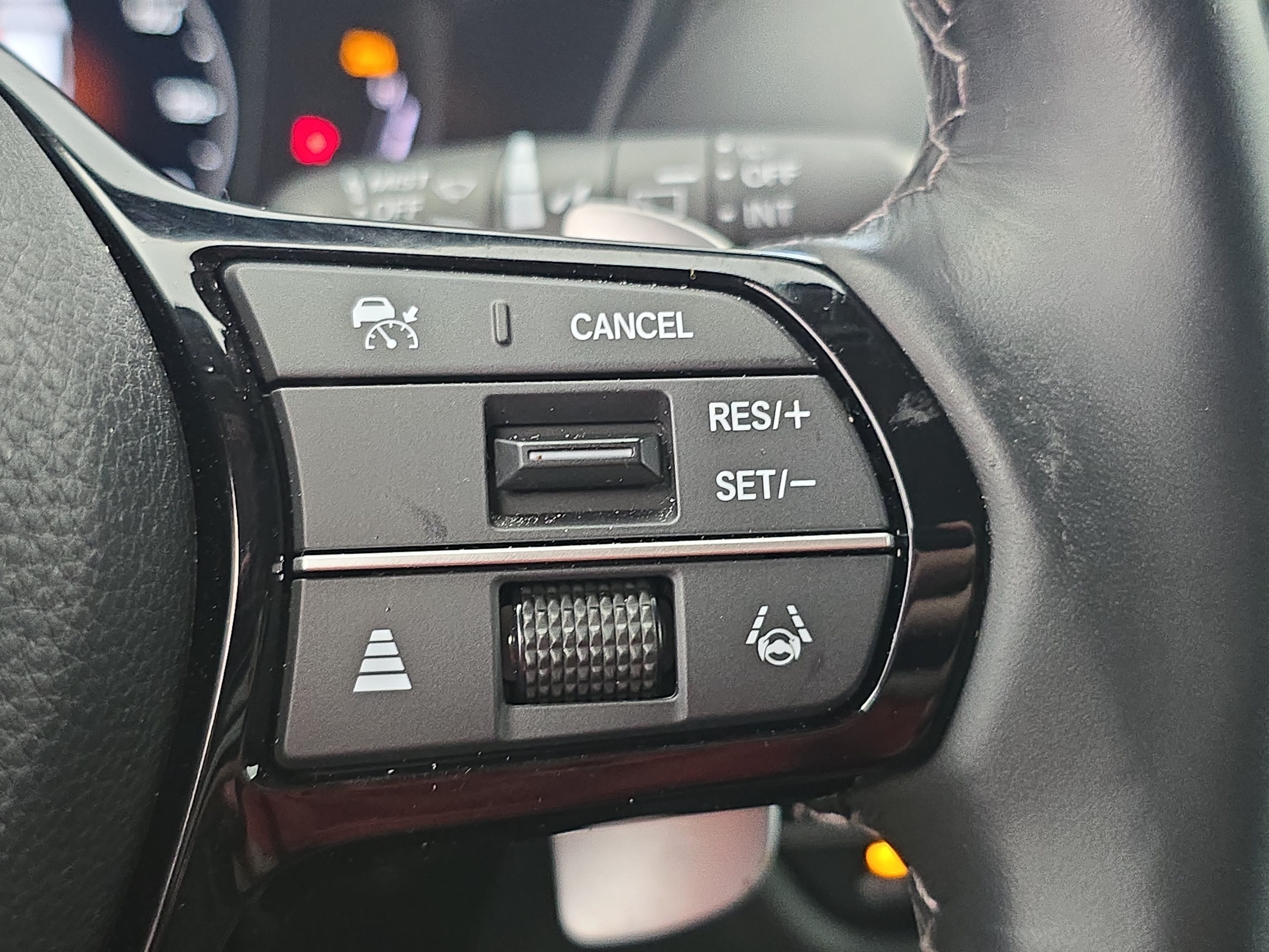 Certified 2025 Acura ADX FWD image 18
