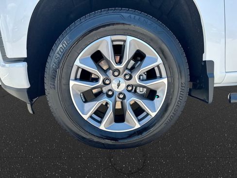 Used 2022 Chevrolet Silverado 1500 RST AWD/4WD image 21
