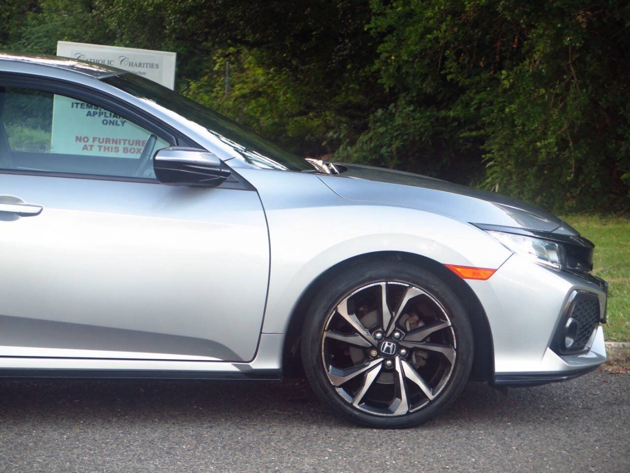 Used 2018 Honda Civic Sport image 29