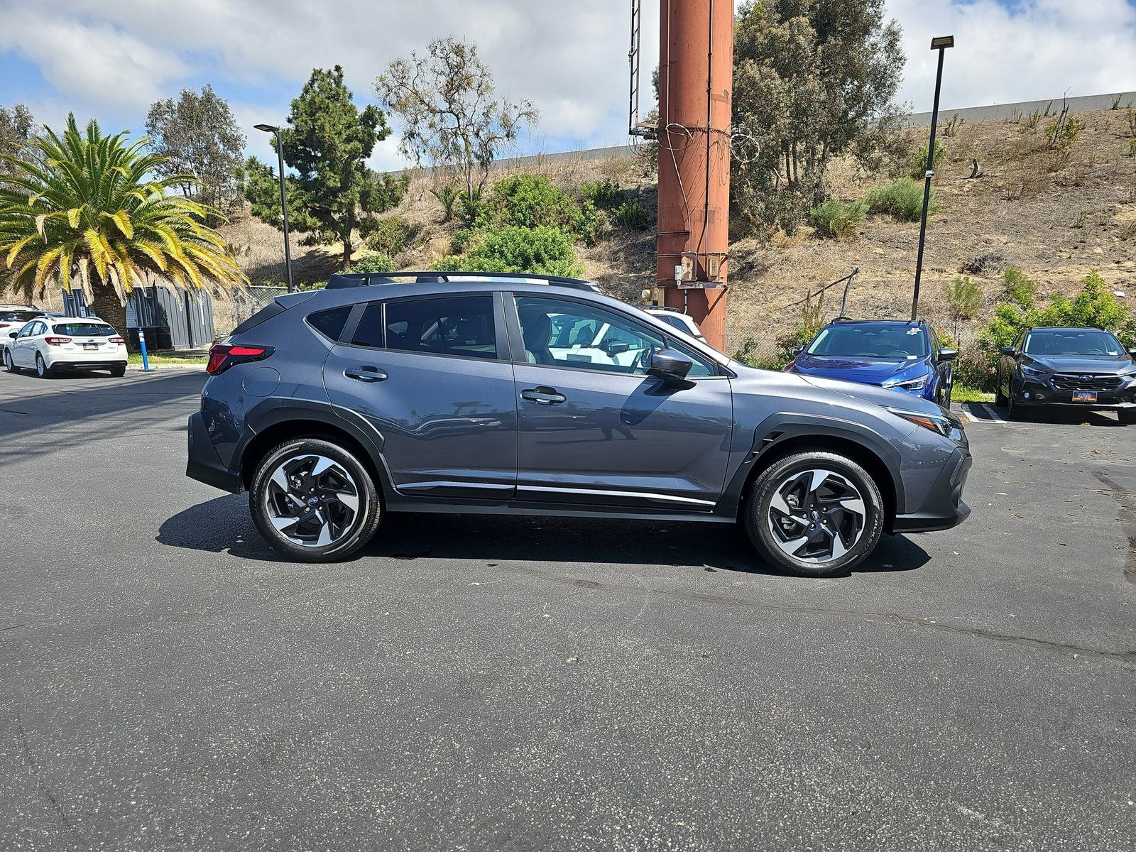 Used 2025 Subaru Crosstrek 2.5i Limited w/ Crosstrek Mirror Package AWD/4WD image 8