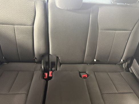 Used 2018 Ford Expedition XLT AWD/4WD image 15