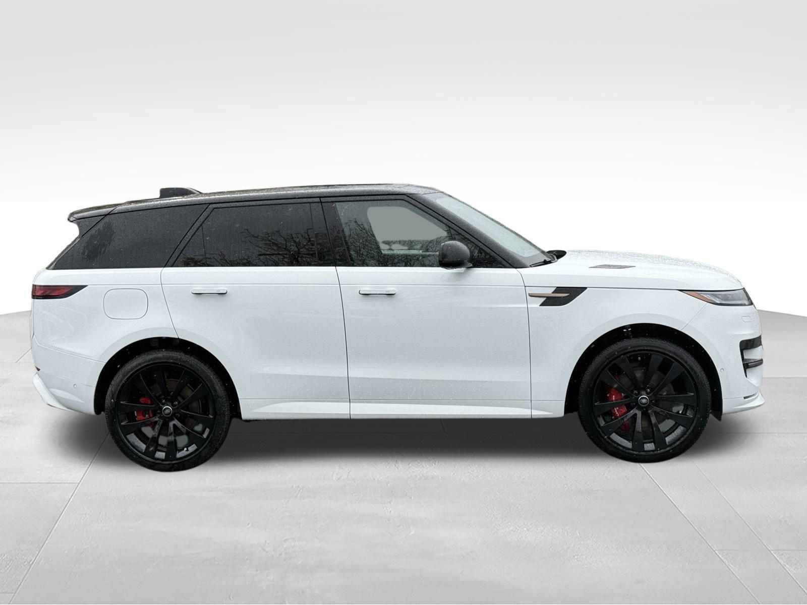 New 2025 Land Rover Range Rover Sport Dynamic SE AWD/4WD image 8