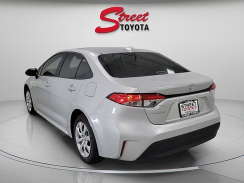 Certified 2024 Toyota Corolla LE image 2