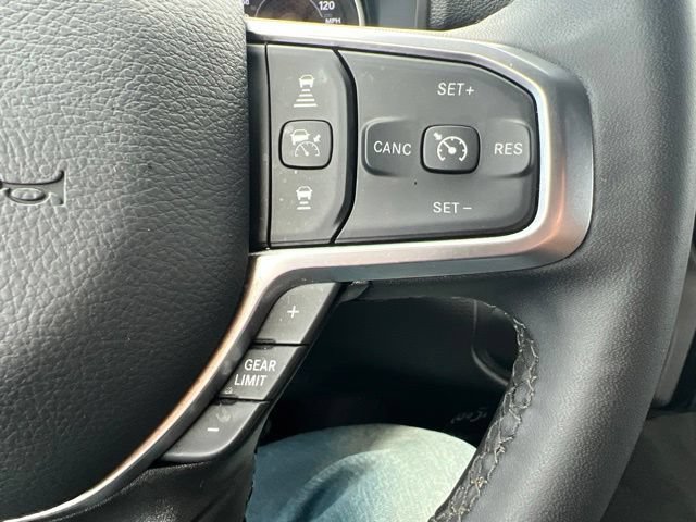 Used 2026 RAM 2500 Big Horn AWD/4WD image 19