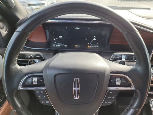 Used 2021 Lincoln Navigator L Reserve image 28