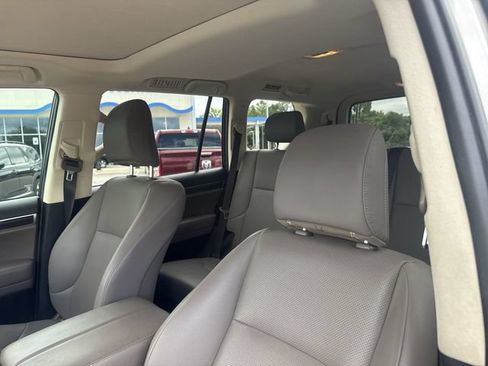 Used 2021 Lexus GX 460 Premium w/ Premium Package AWD/4WD image 11