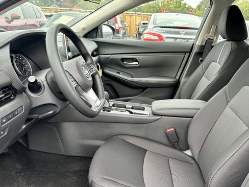 Used 2025 Nissan Sentra SV image 26