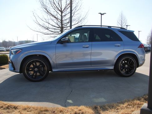 New 2026 Mercedes-Benz GLE 450 4MATIC image 3