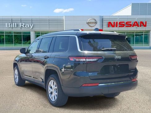 Used 2022 Jeep Grand Cherokee L Limited RWD image 3