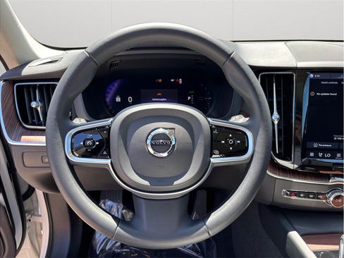 Used 2023 Volvo XC60 T8 Plus w/ Climate Package AWD/4WD image 25