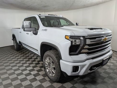 New 2026 Chevrolet Silverado 3500 High Country w/ High Country Premium Package image 5