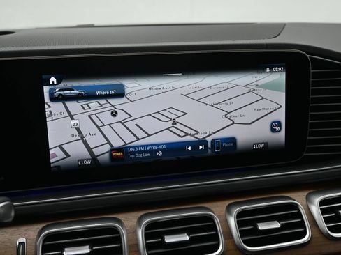 New 2026 Mercedes-Benz GLS 580 4MATIC image 13