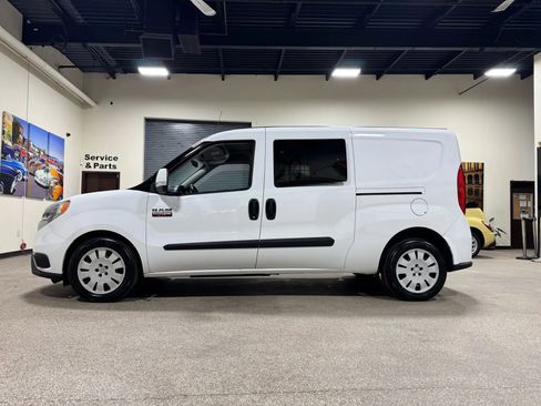Used 2019 RAM ProMaster City Tradesman SLT image 4