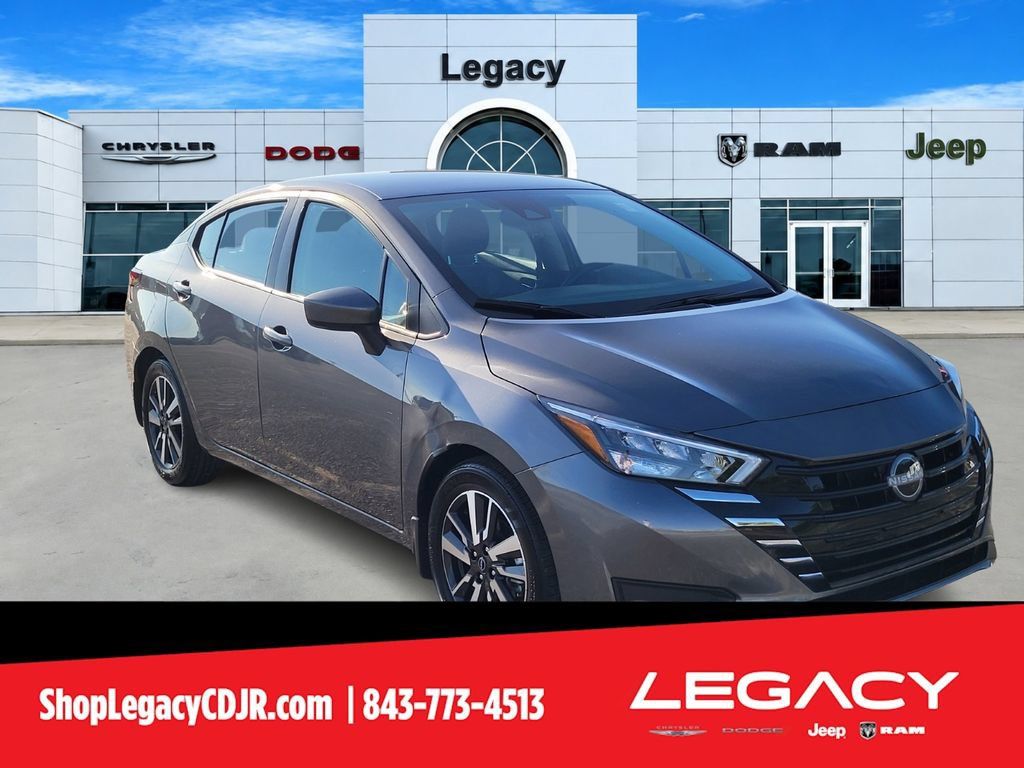 Used 2025 Nissan Versa SV w/ Trunk Package FWD image 1