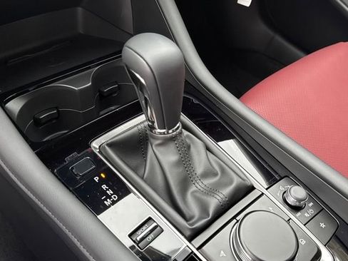 New 2026 MAZDA MAZDA3 Hatchback w/Premium Plus Pkg image 13