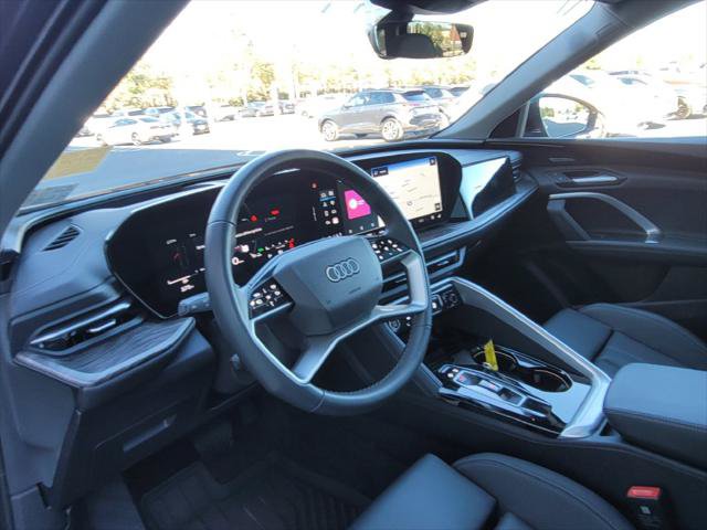 Used 2025 Audi Q5 Premium Plus AWD/4WD image 12
