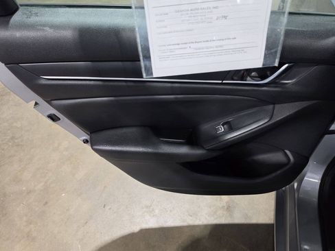 Used 2021 Honda Accord Sport image 21