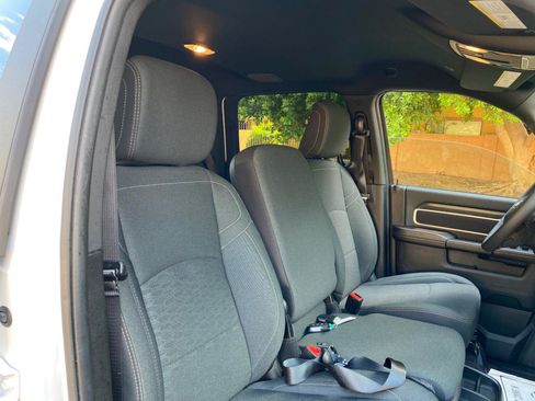 Used 2025 RAM 2500 Big Horn AWD/4WD image 50