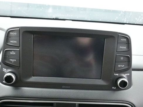 Used 2020 Hyundai Kona SE image 12