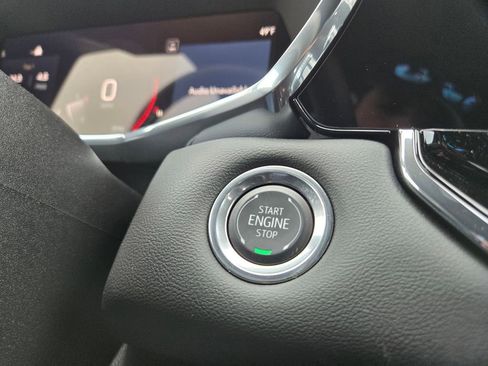 New 2025 GMC Canyon Elevation w/ Convenience Package image 14