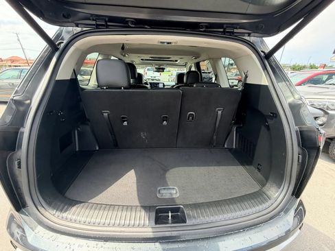 Used 2024 Kia Telluride EX w/ EX Captain's Chair Package AWD/4WD image 30