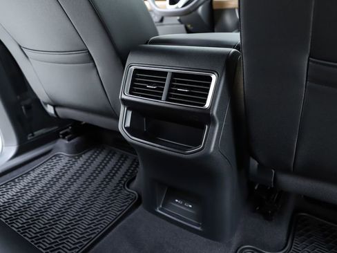 New 2026 Volkswagen Atlas Cross Sport SE image 74