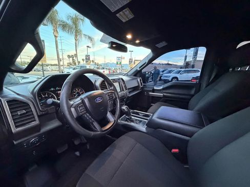 Used 2017 Ford F150 XLT w/ Equipment Group 302A Luxury RWD image 14