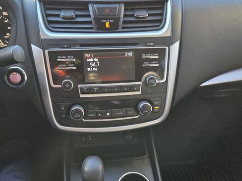 Used 2016 Nissan Altima 2.5 SV FWD image 45