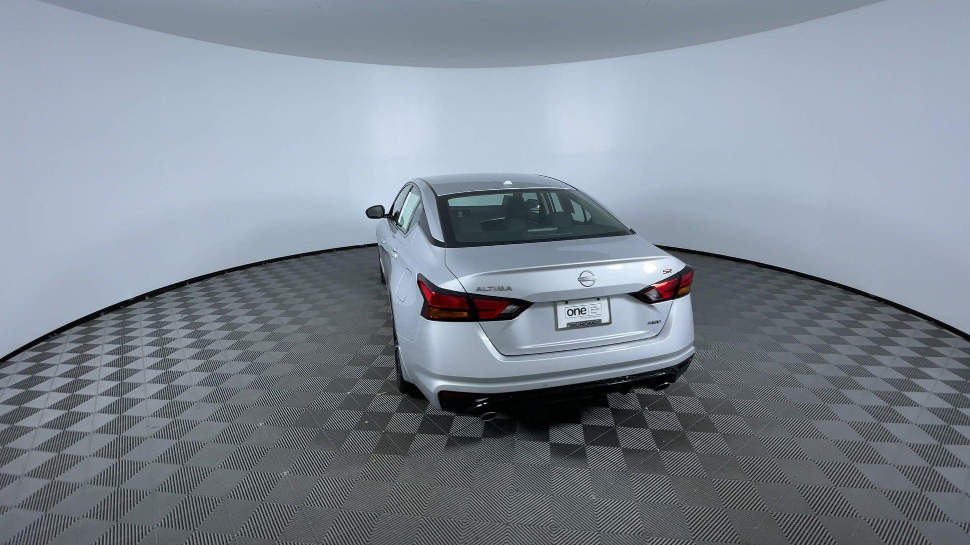 Certified 2025 Nissan Altima 2.5 SR AWD/4WD image 7