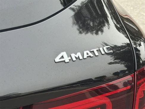 Used 2022 Mercedes-Benz GLC 300 4MATIC image 34