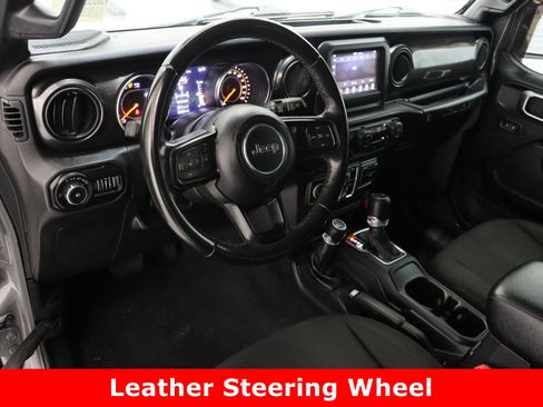 Used 2019 Jeep Wrangler Unlimited Sport image 13