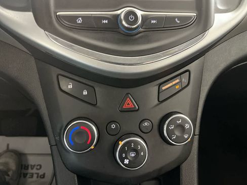 Used 2017 Chevrolet Sonic LS image 19