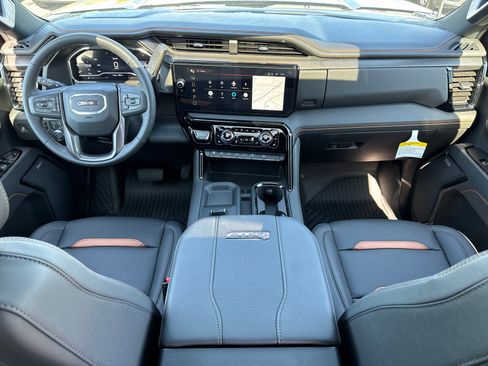 New 2025 GMC Sierra 2500 AT4 w/ AT4 Premium Plus Package image 19