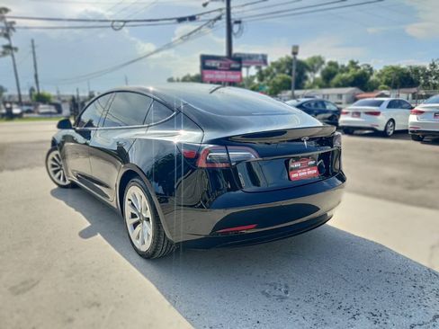 Used 2021 Tesla Model 3 Standard Range Plus RWD image 2