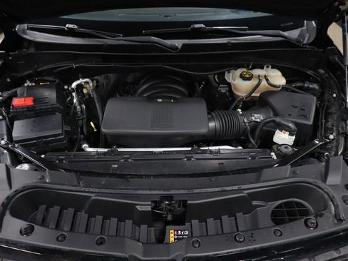 Used 2022 Cadillac Escalade ESV Premium Luxury w/ Performance Package image 34