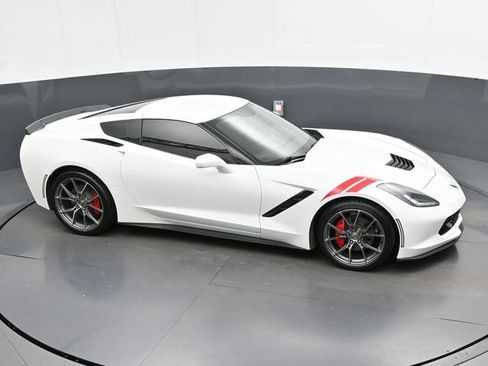 Used 2017 Chevrolet Corvette Stingray Coupe w/ 1LT RWD image 42