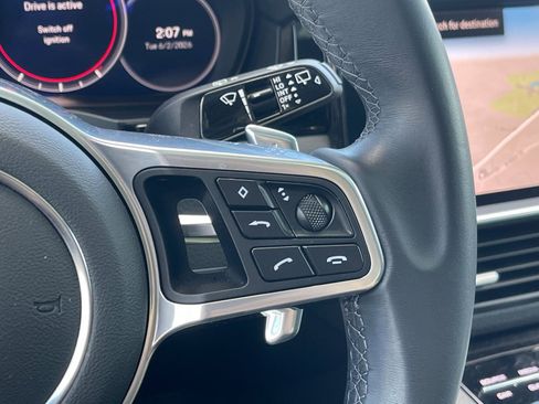 Used 2023 Porsche Cayenne AWD/4WD image 29