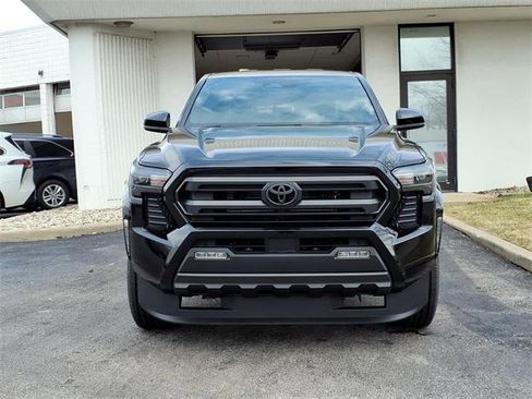 Certified 2026 Toyota Tacoma SR5 image 21