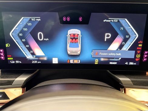 Used 2024 BMW i7 eDrive50 RWD image 40