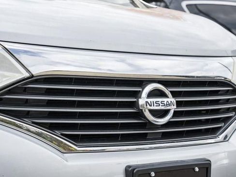 Used 2012 Nissan Quest S image 11