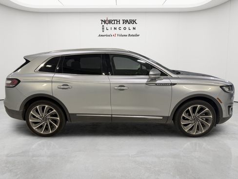 Used 2020 Lincoln Nautilus Reserve w/ Equipment Group 201A AWD/4WD image 6