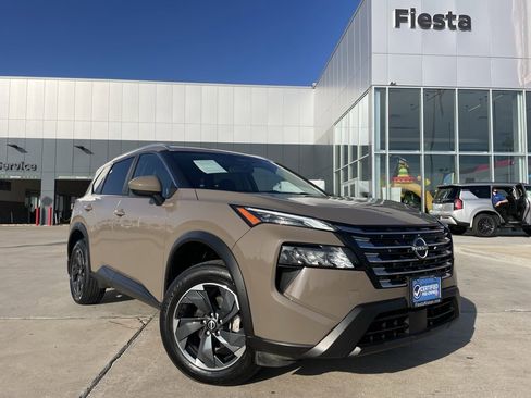 Certified 2024 Nissan Rogue SV w/ SV Premium Package image 1