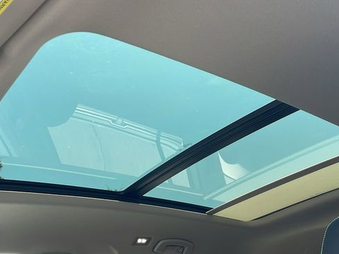 New 2025 Volkswagen Atlas SEL image 26