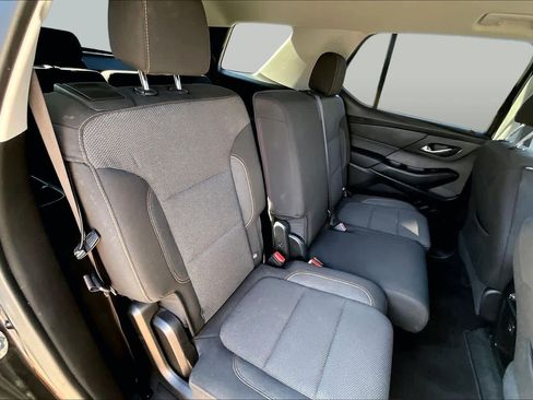 Used 2019 Chevrolet Traverse LS w/ LPO, Blackout Package FWD image 17