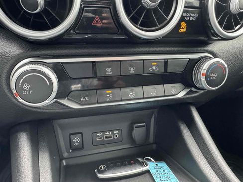 Used 2024 Nissan Sentra SV image 25