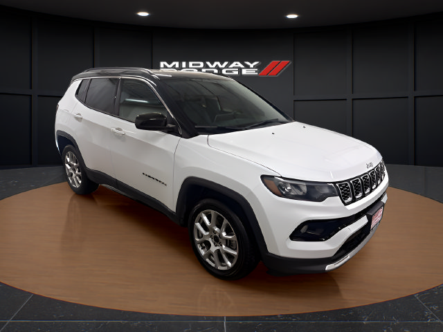 Used 2025 Jeep Compass Limited AWD/4WD image 1
