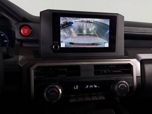 Used 2024 Toyota Tacoma TRD Sport AWD/4WD image 19