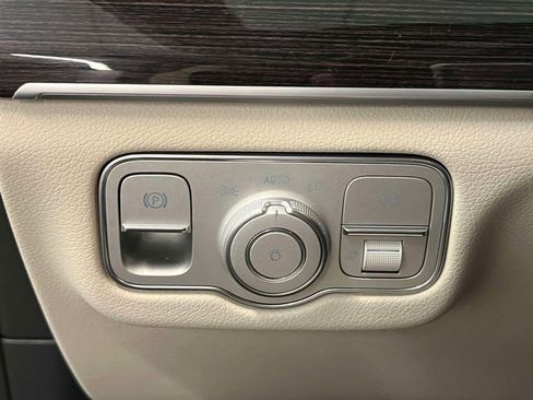 Certified 2026 Mercedes-Benz GLE 350 4MATIC image 21