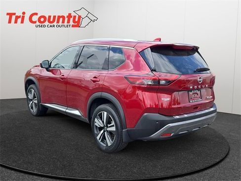 Used 2022 Nissan Rogue SL image 5